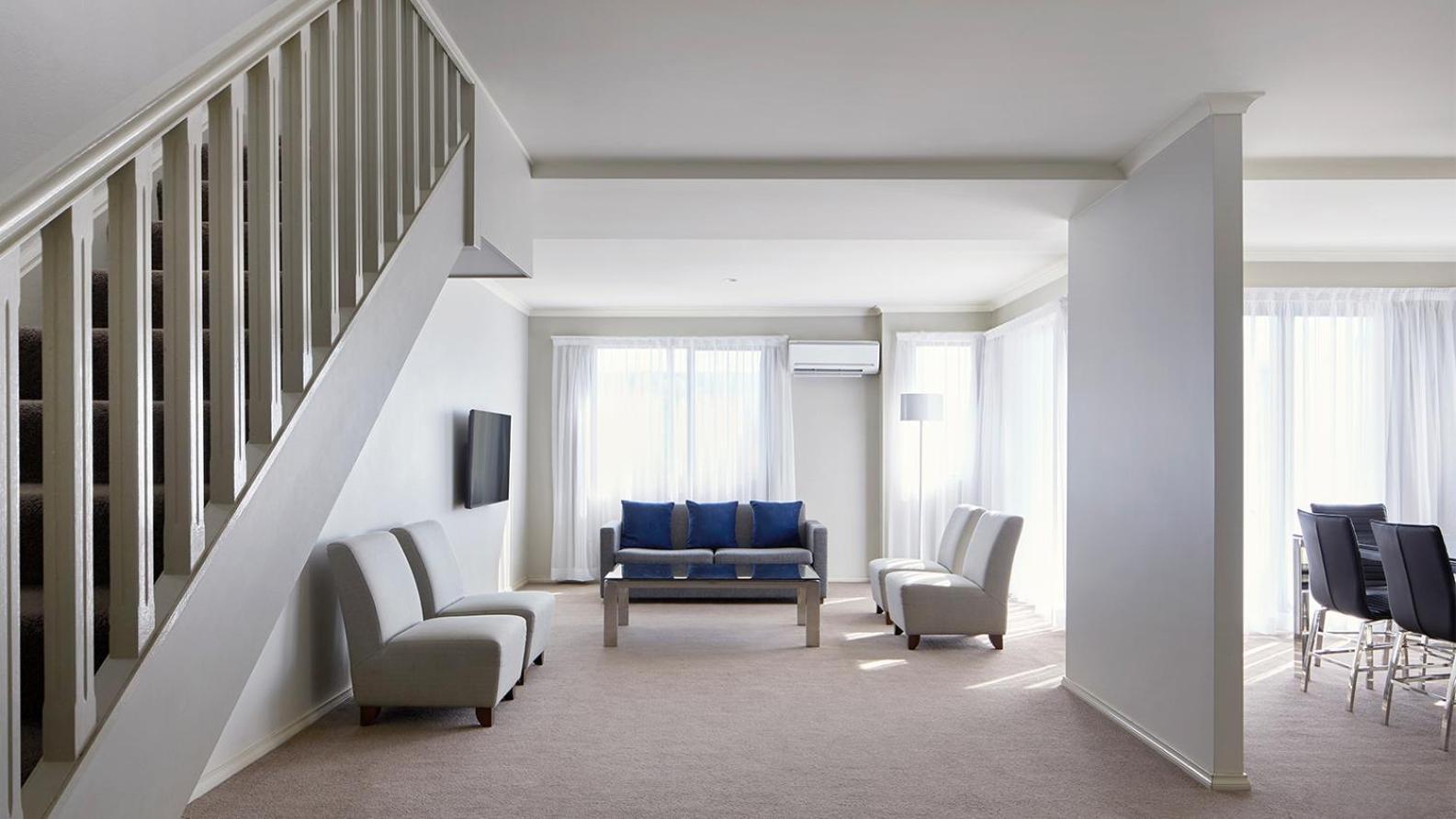 Pinnacle Apartments Канберра Экстерьер фото